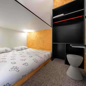 Ibis Styles The Fuzzy Log Vandrarhem